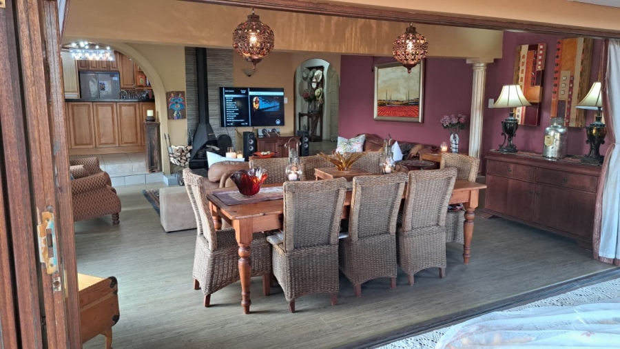 4 Bedroom Property for Sale in Nahoon Valley Park Eastern Cape